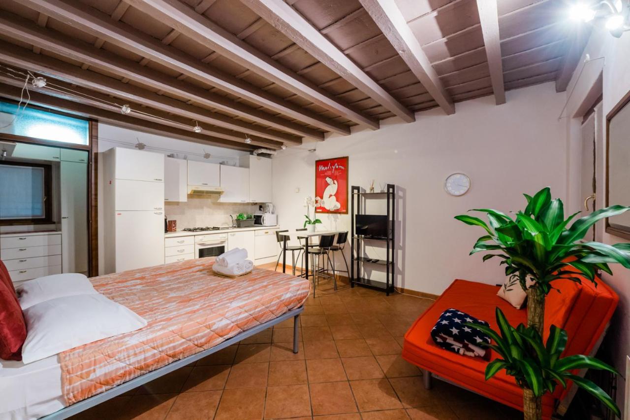 Ferienwohnung Old Town Square Bergamo Exterior foto