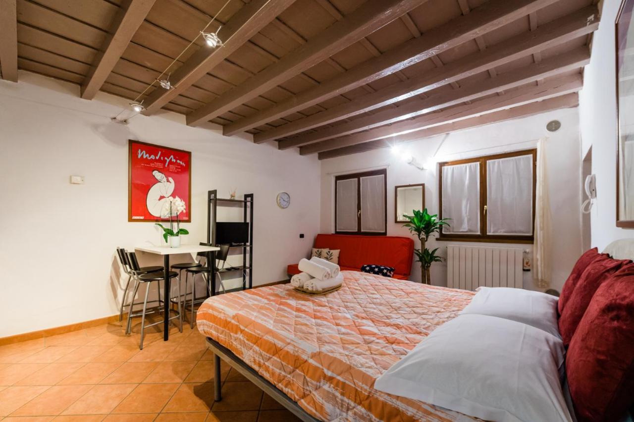 Ferienwohnung Old Town Square Bergamo Exterior foto